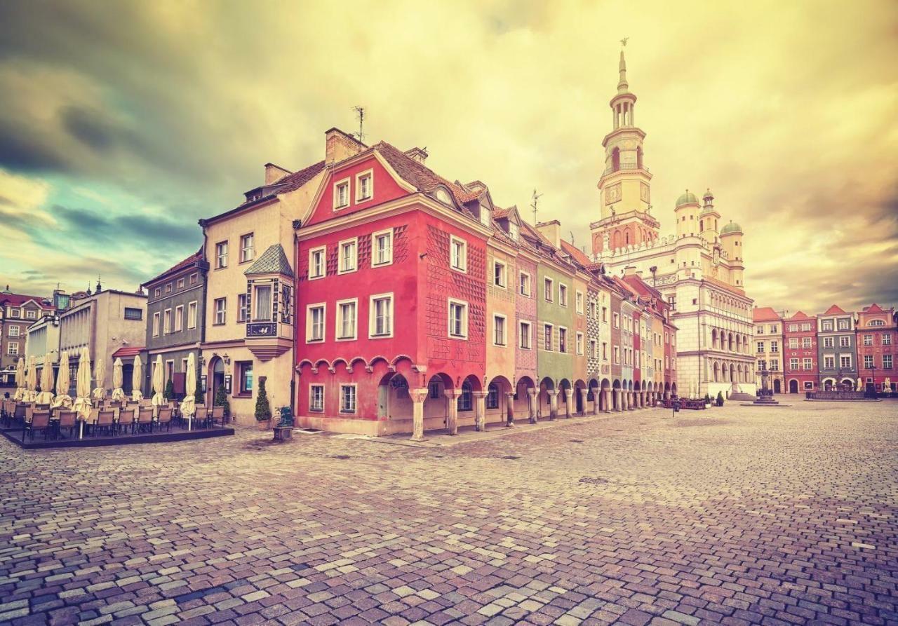 Stary Rynek Old Market Apartments พอซนาน ภายนอก รูปภาพ